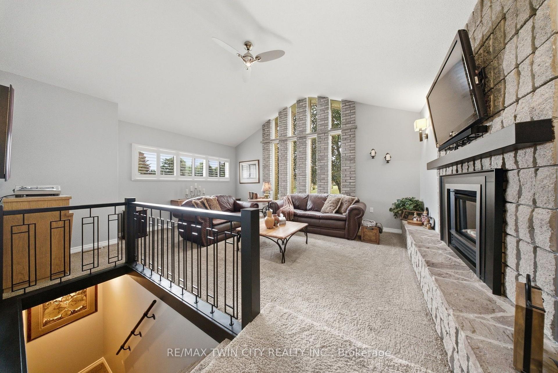 Photo 24 of 129 Tranquility Street, Brantford, Greenbrier — HOMEH