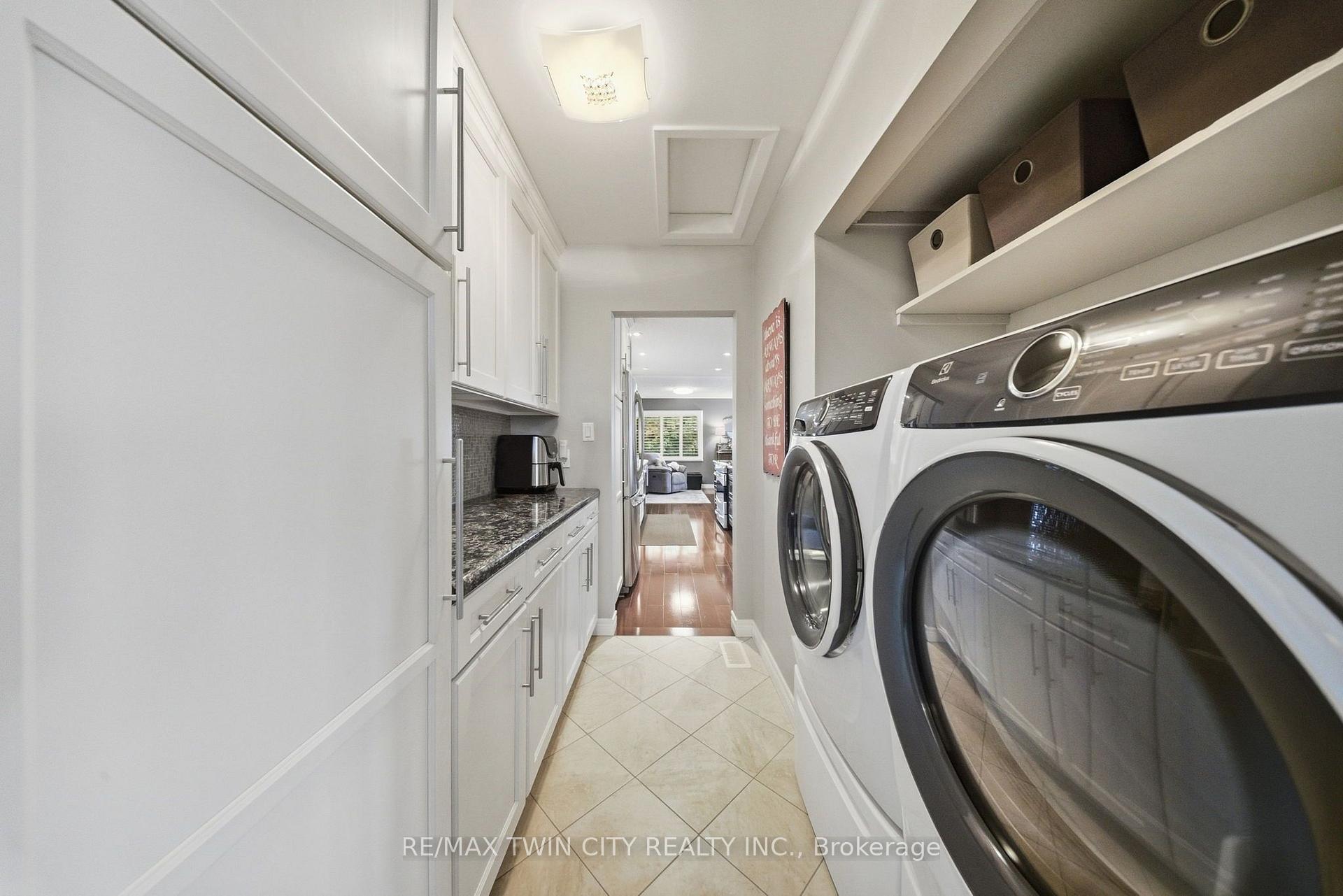 Photo 26 of 129 Tranquility Street, Brantford, Greenbrier — HOMEH