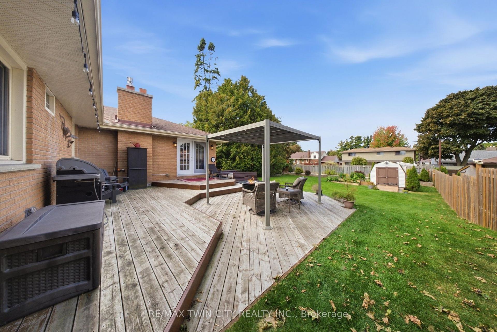 Photo 30 of 129 Tranquility Street, Brantford, Greenbrier — HOMEH
