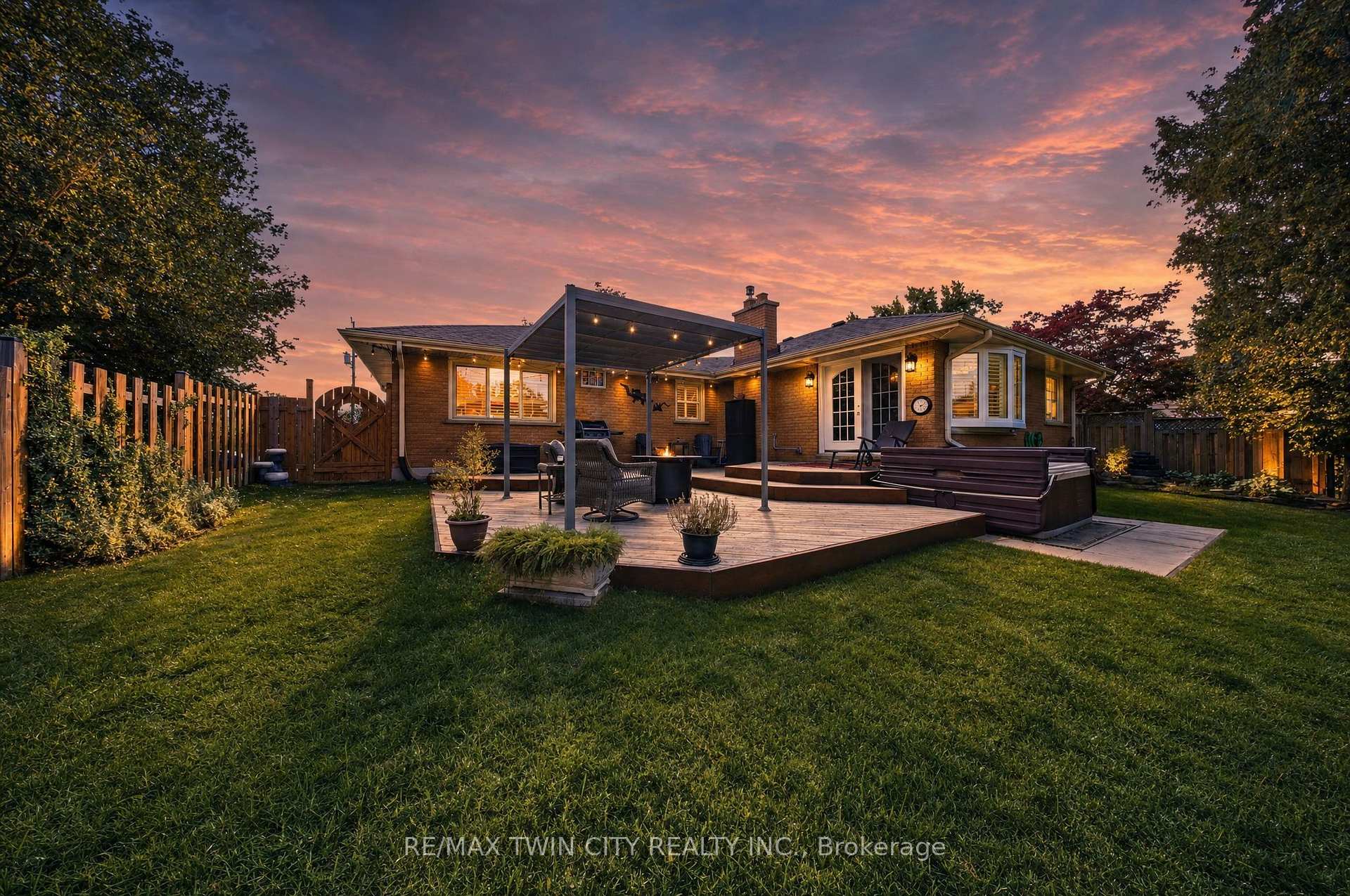 Photo 33 of 129 Tranquility Street, Brantford, Greenbrier — HOMEH