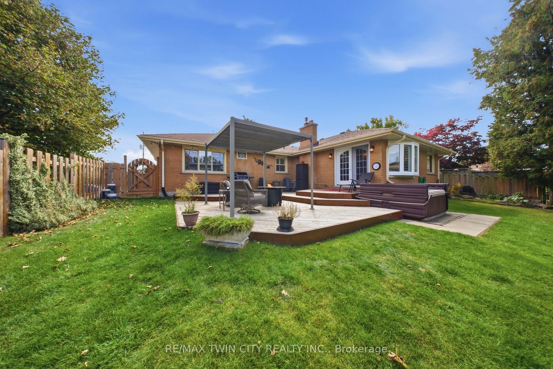 Photo 34 of 129 Tranquility Street, Brantford, Greenbrier — HOMEH