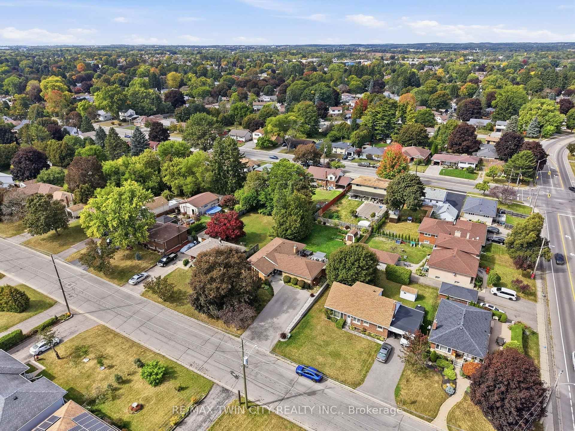 Photo 39 of 129 Tranquility Street, Brantford, Greenbrier — HOMEH