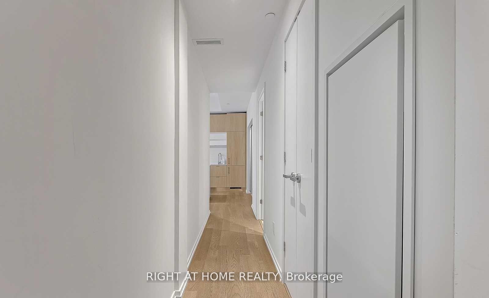 Photo 6 of Unit 1622, 5 Soudan Avenue, Toronto, Mount Pleasant West — HOMEH