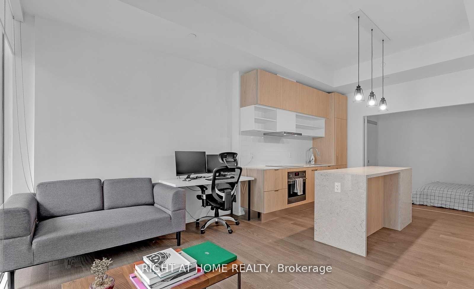 Photo 8 of Unit 1622, 5 Soudan Avenue, Toronto, Mount Pleasant West — HOMEH