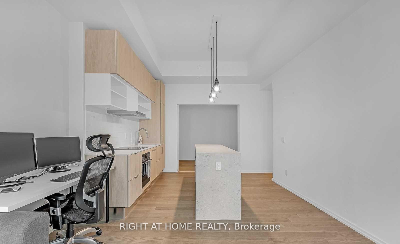Photo 14 of Unit 1622, 5 Soudan Avenue, Toronto, Mount Pleasant West — HOMEH