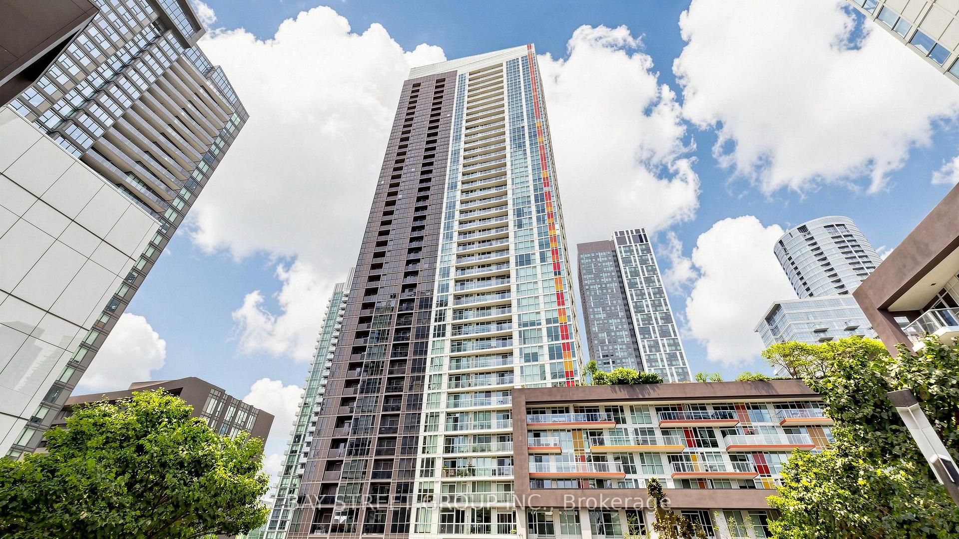 Photo 1 of Unit 316, 85 Queens Wharf Road, Toronto, Waterfront Communities — HOMEH