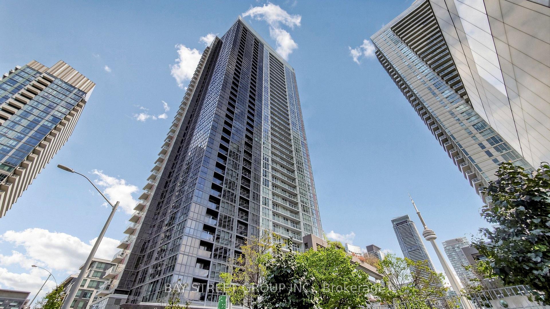 Photo 3 of Unit 316, 85 Queens Wharf Road, Toronto, Waterfront Communities — HOMEH