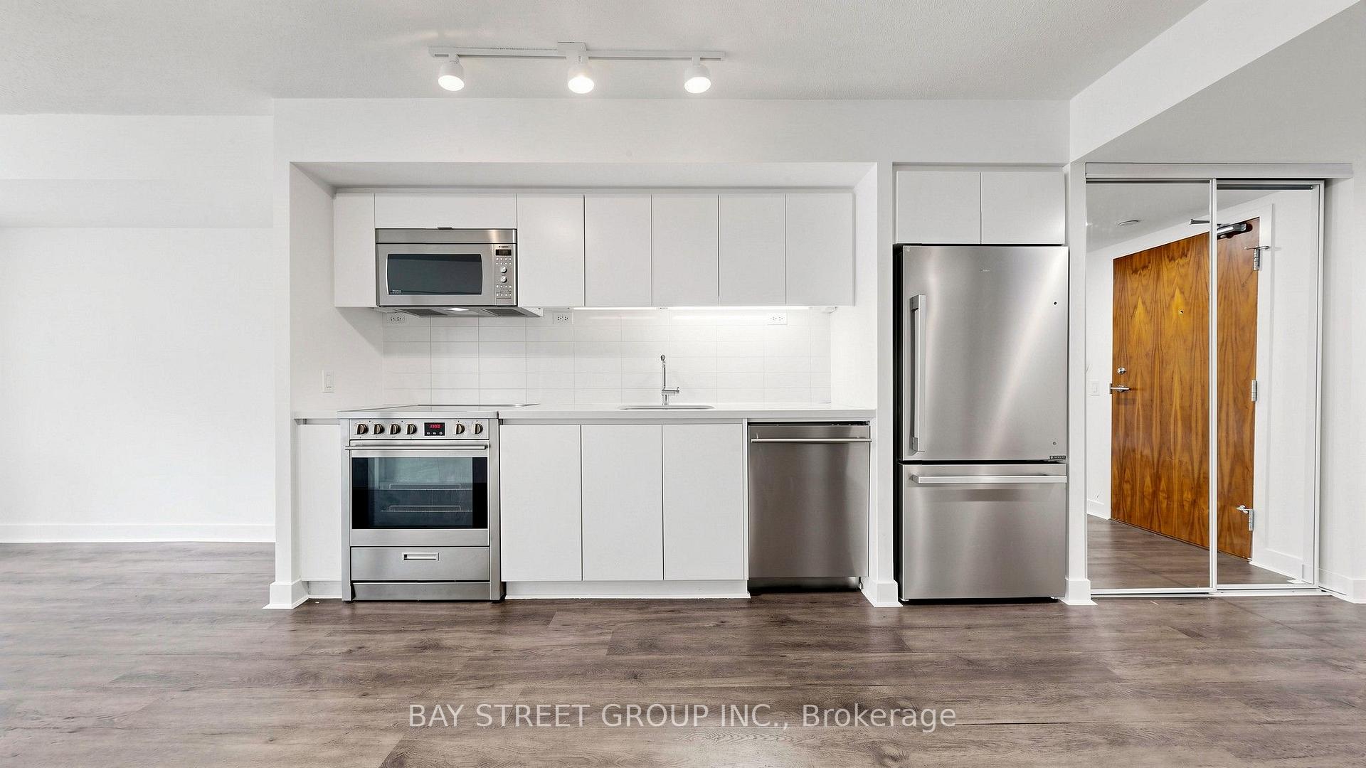 Photo 12 of Unit 316, 85 Queens Wharf Road, Toronto, Waterfront Communities — HOMEH