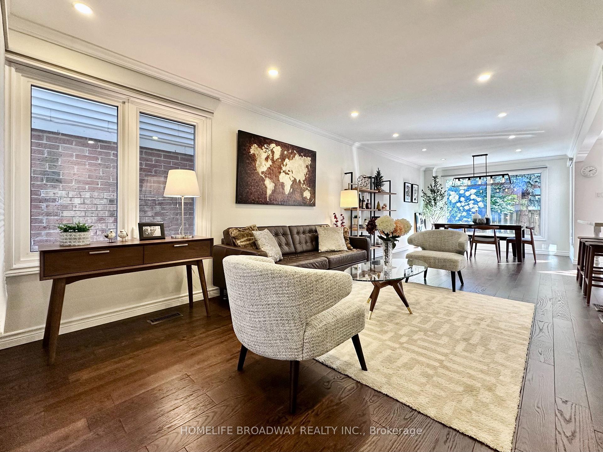 Photo 21 of 51 Jonathan Gate, Vaughan, Crestwood-Springfarm-Yorkhill — HOMEH