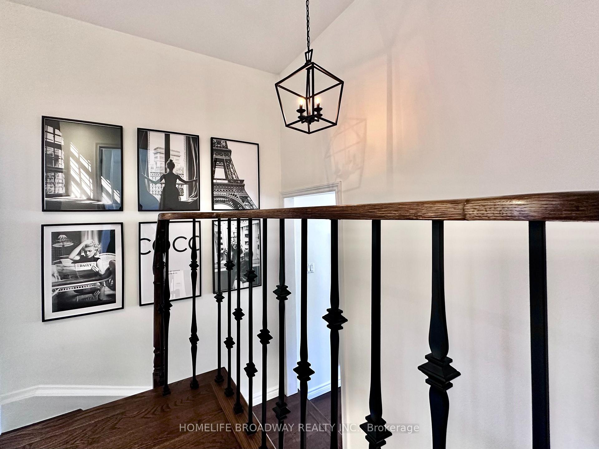 Photo 28 of 51 Jonathan Gate, Vaughan, Crestwood-Springfarm-Yorkhill — HOMEH