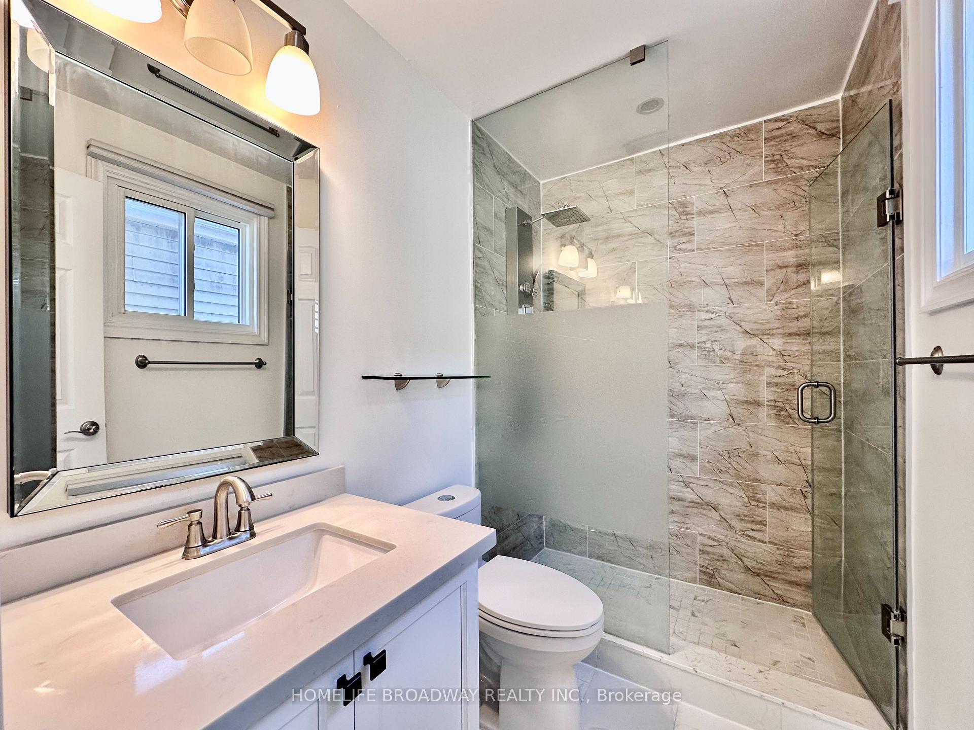 Photo 38 of 51 Jonathan Gate, Vaughan, Crestwood-Springfarm-Yorkhill — HOMEH