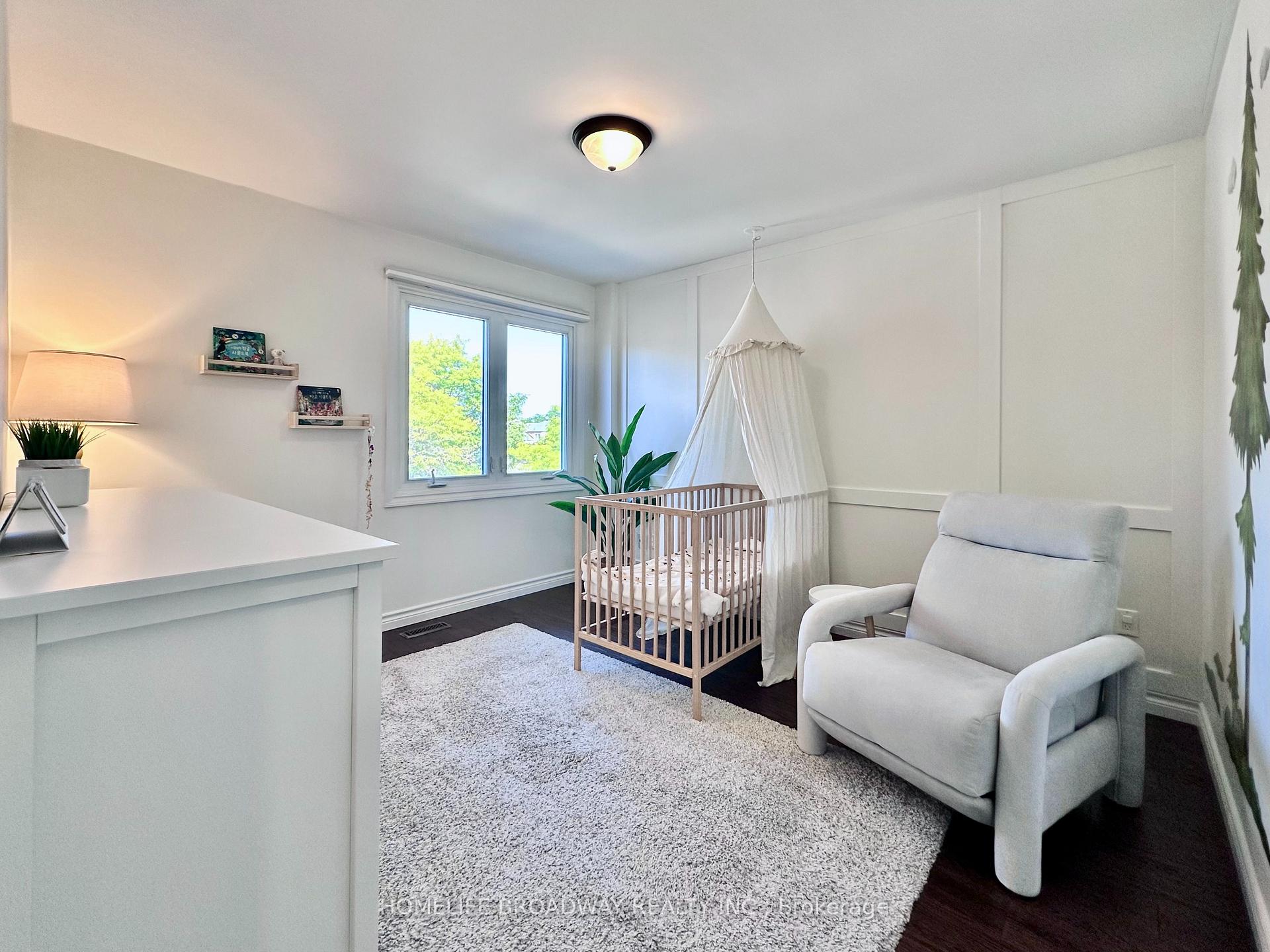 Photo 40 of 51 Jonathan Gate, Vaughan, Crestwood-Springfarm-Yorkhill — HOMEH