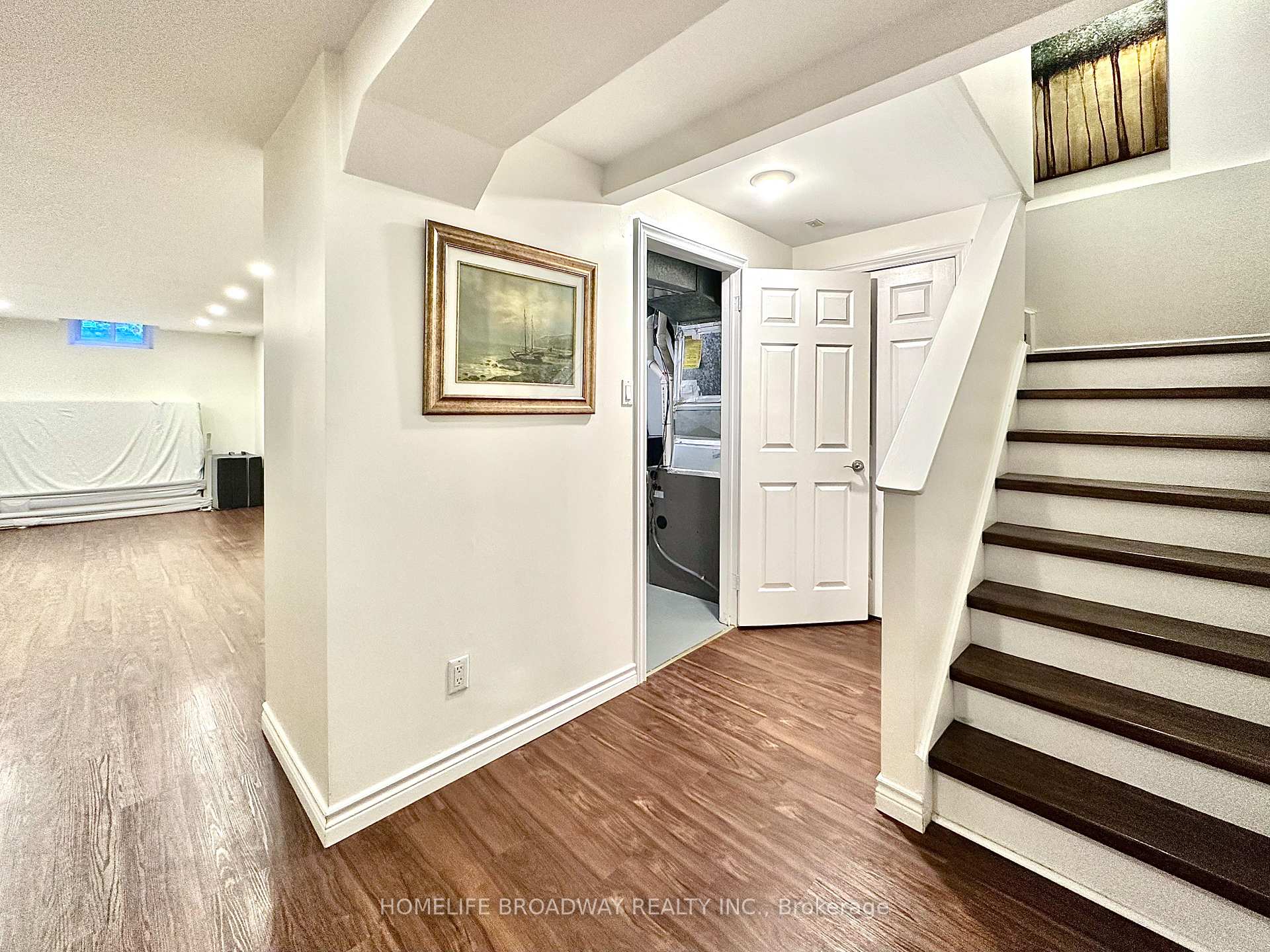 Photo 47 of 51 Jonathan Gate, Vaughan, Crestwood-Springfarm-Yorkhill — HOMEH