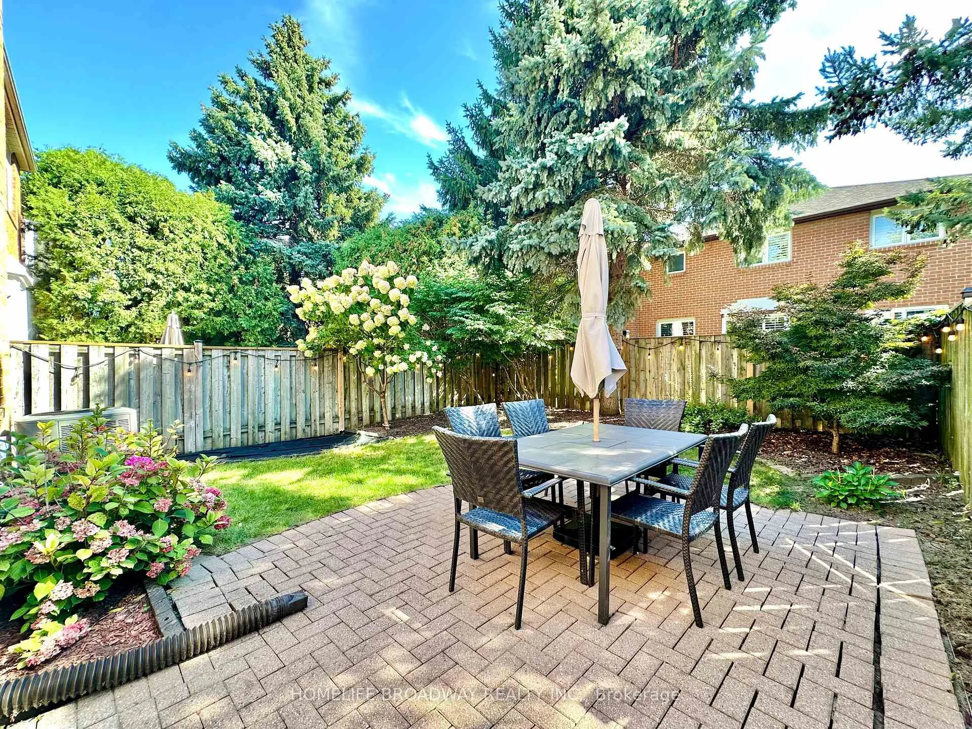 Photo 6 of 51 Jonathan Gate, Vaughan, Crestwood-Springfarm-Yorkhill — HOMEH