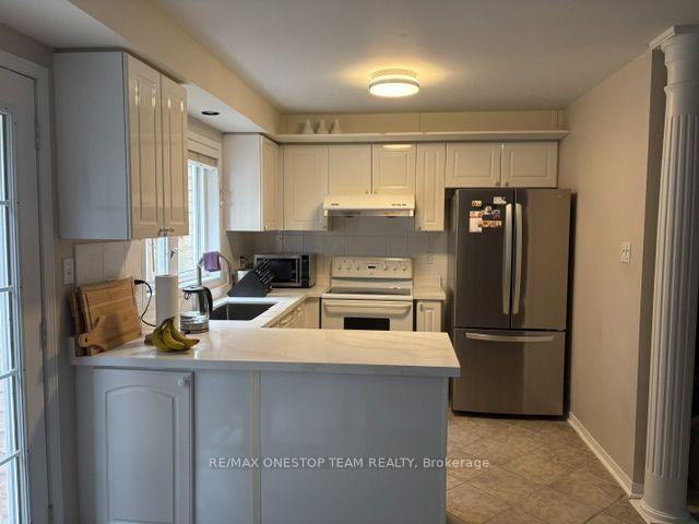 Photo 5 of 6988 Tassel Crescent, Mississauga, Meadowvale Village — HOMEH