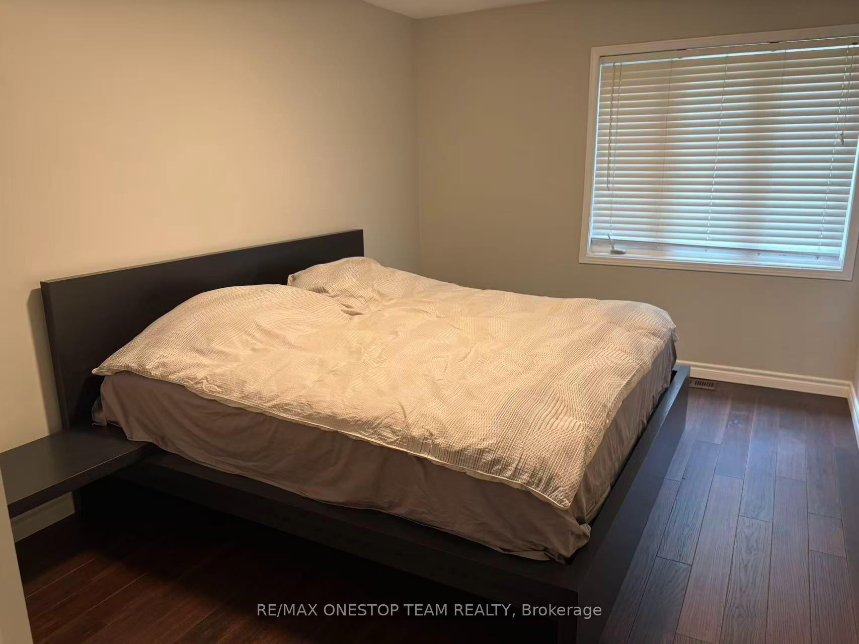Photo 13 of 6988 Tassel Crescent, Mississauga, Meadowvale Village — HOMEH