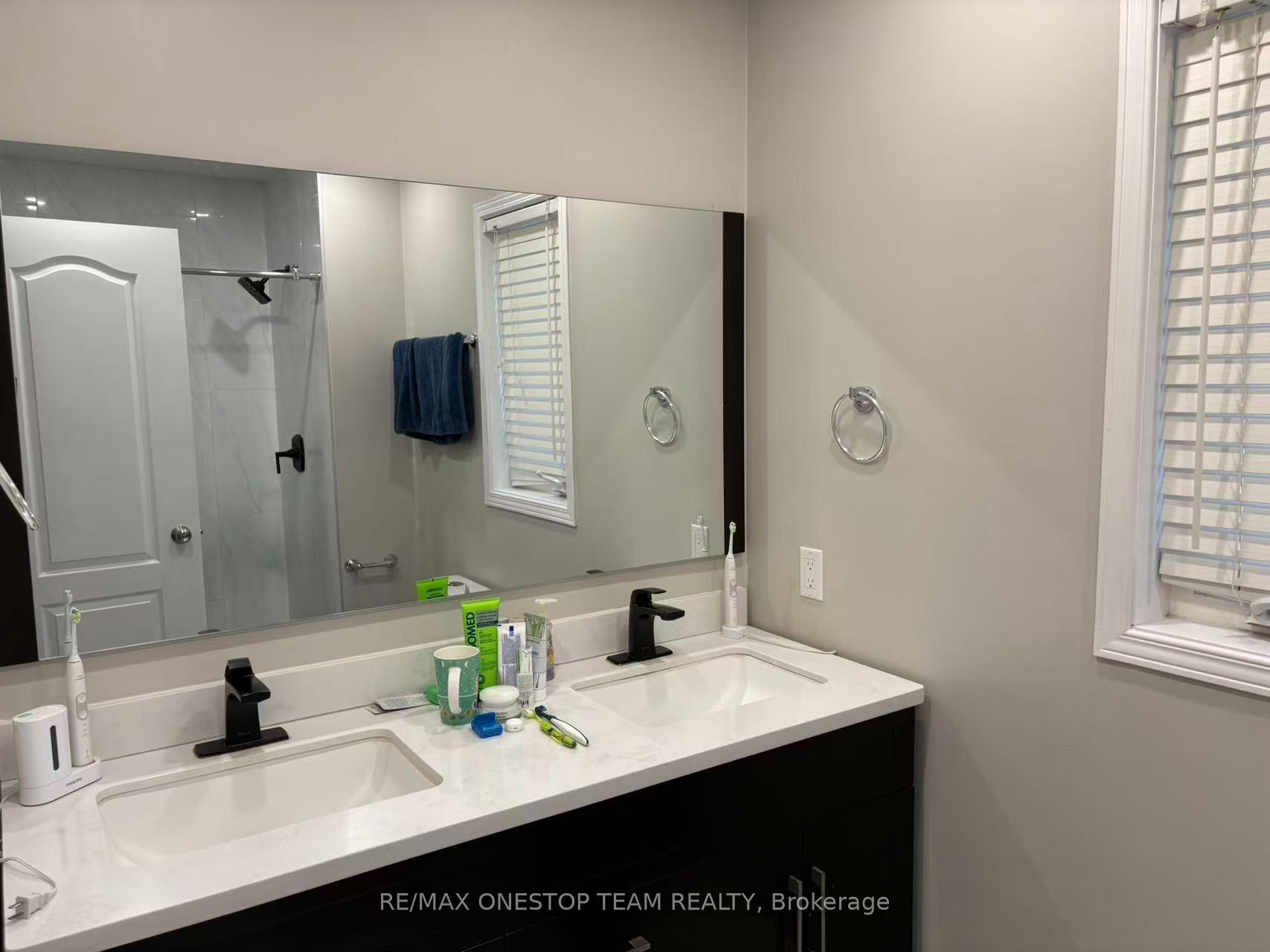 Photo 19 of 6988 Tassel Crescent, Mississauga, Meadowvale Village — HOMEH