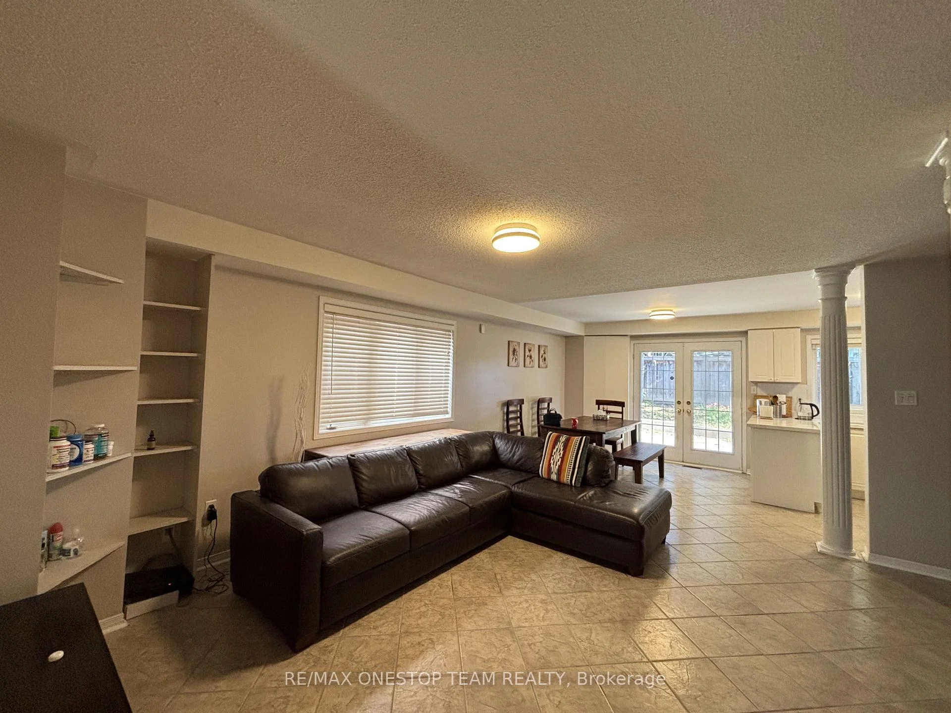 Photo 6 of 6988 Tassel Crescent, Mississauga, Meadowvale Village — HOMEH