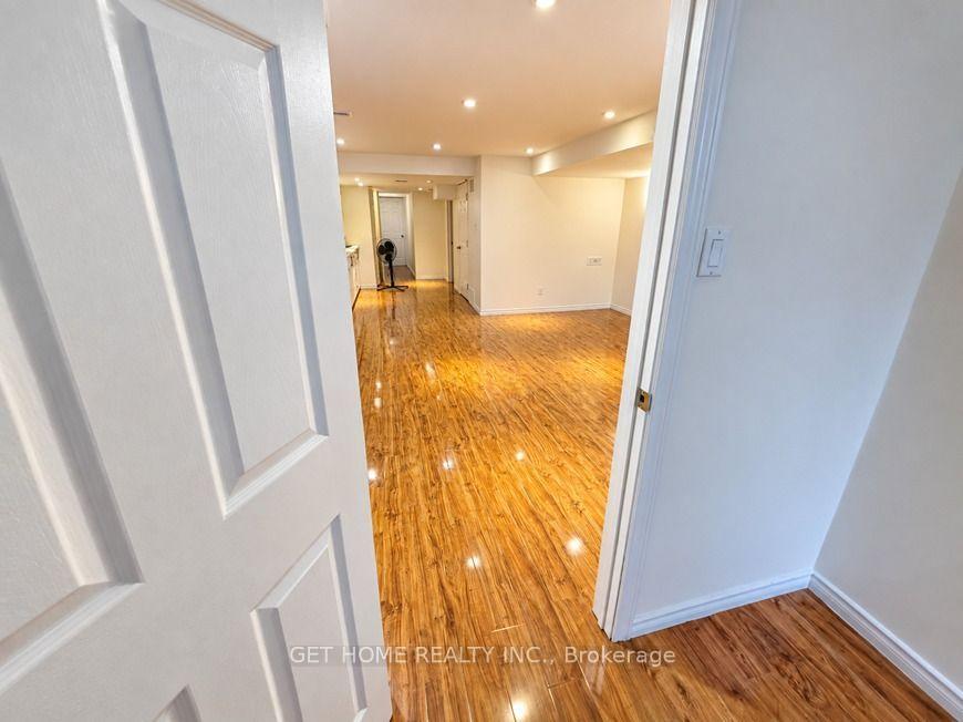 Photo 2 of Unit Bsmt, 3100 Doyle Street, Mississauga, Churchill Meadows — HOMEH