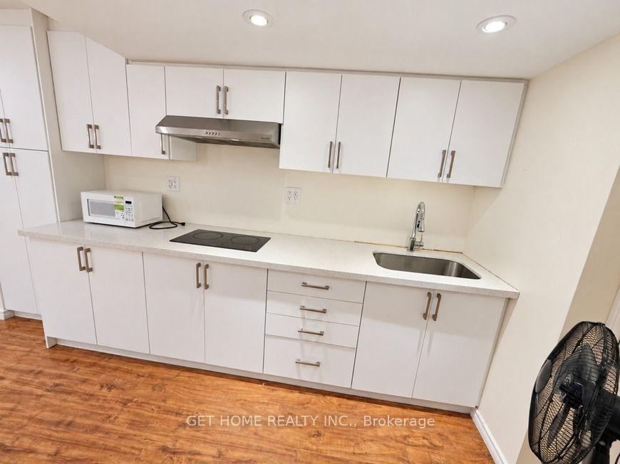 Photo 7 of Unit Bsmt, 3100 Doyle Street, Mississauga, Churchill Meadows — HOMEH