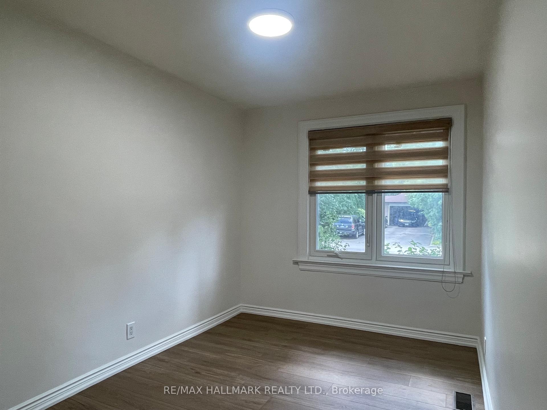 Photo 13 of Unit Main Floor, 116 Cartier Crescent, Richmond Hill, Crosby — HOMEH