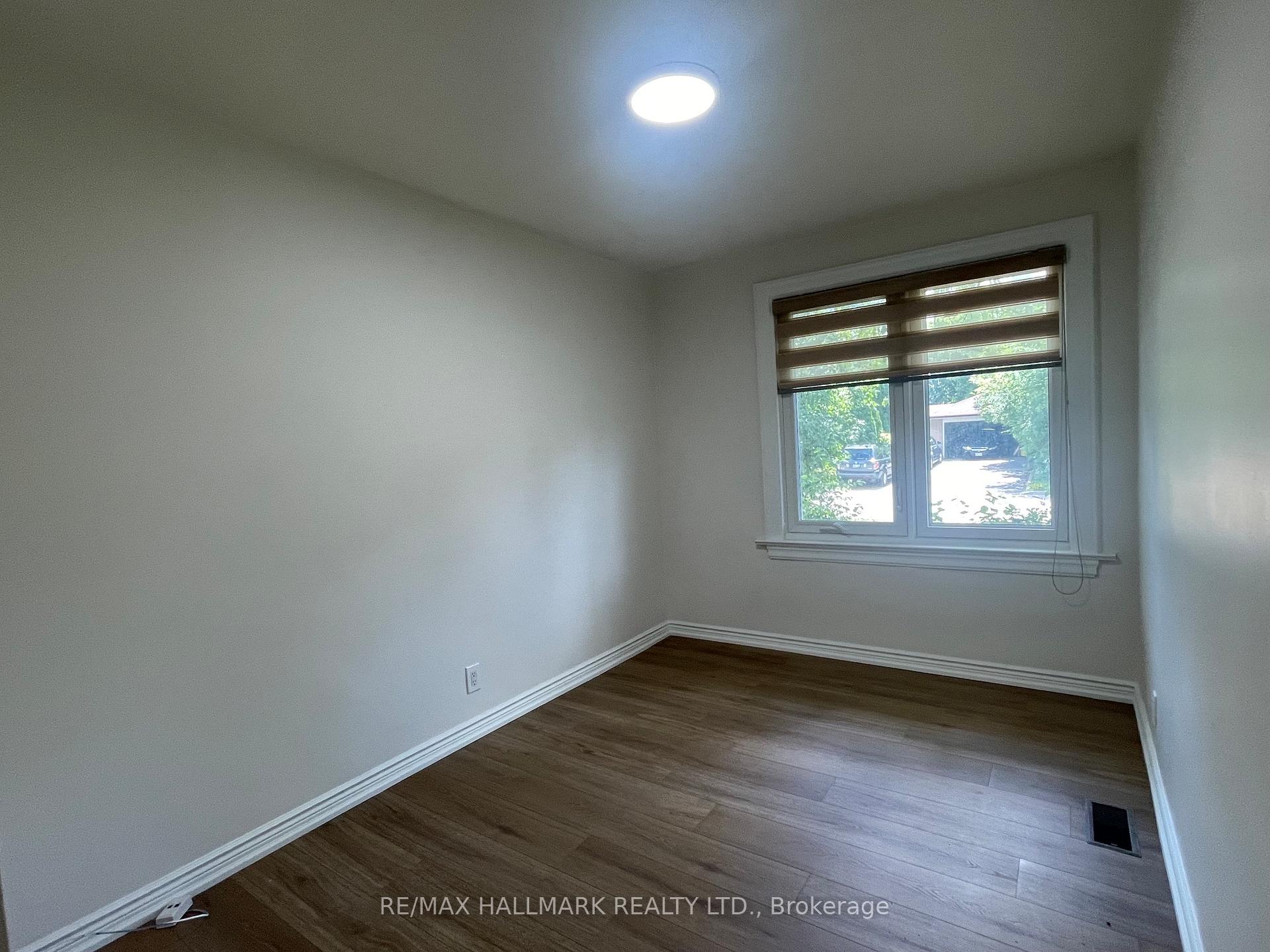 Photo 14 of Unit Main Floor, 116 Cartier Crescent, Richmond Hill, Crosby — HOMEH
