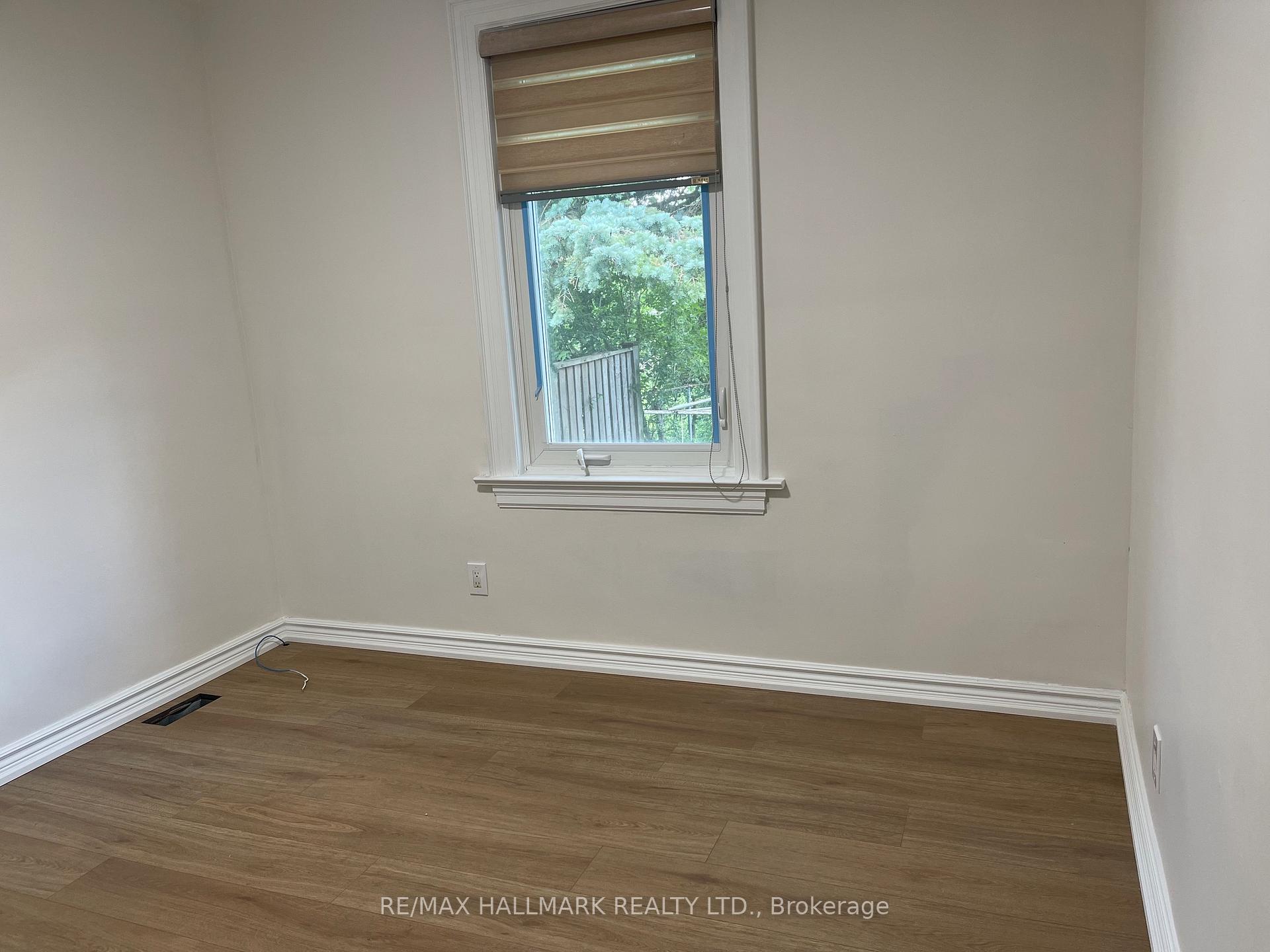 Photo 15 of Unit Main Floor, 116 Cartier Crescent, Richmond Hill, Crosby — HOMEH