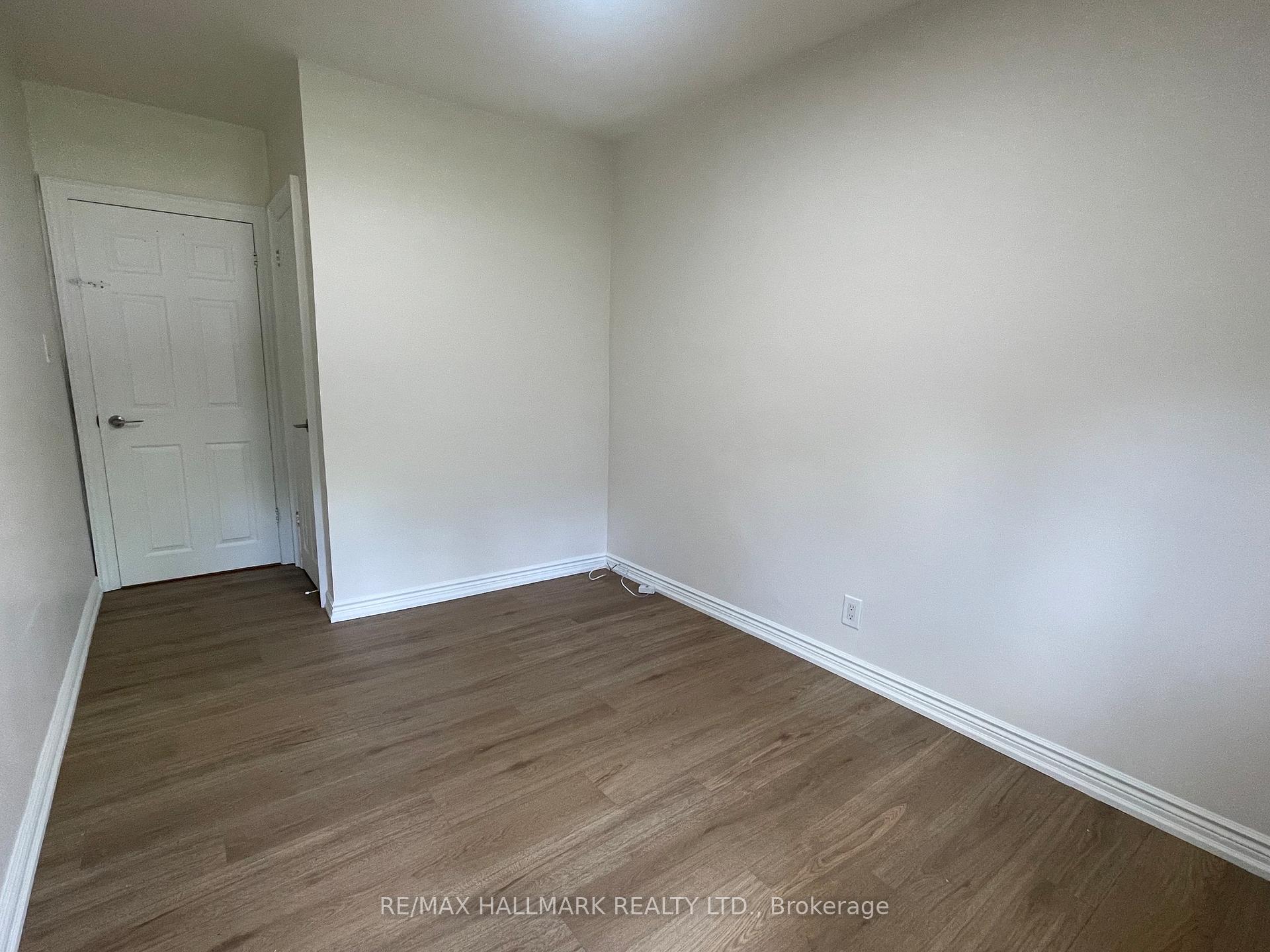 Photo 16 of Unit Main Floor, 116 Cartier Crescent, Richmond Hill, Crosby — HOMEH