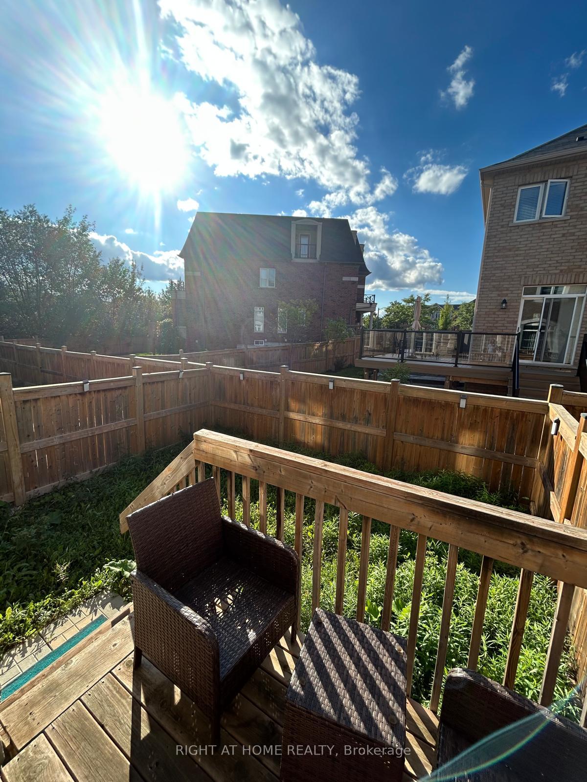 Photo 23 of 3031 Rivertrail Common, Oakville, Glenorchy — HOMEH