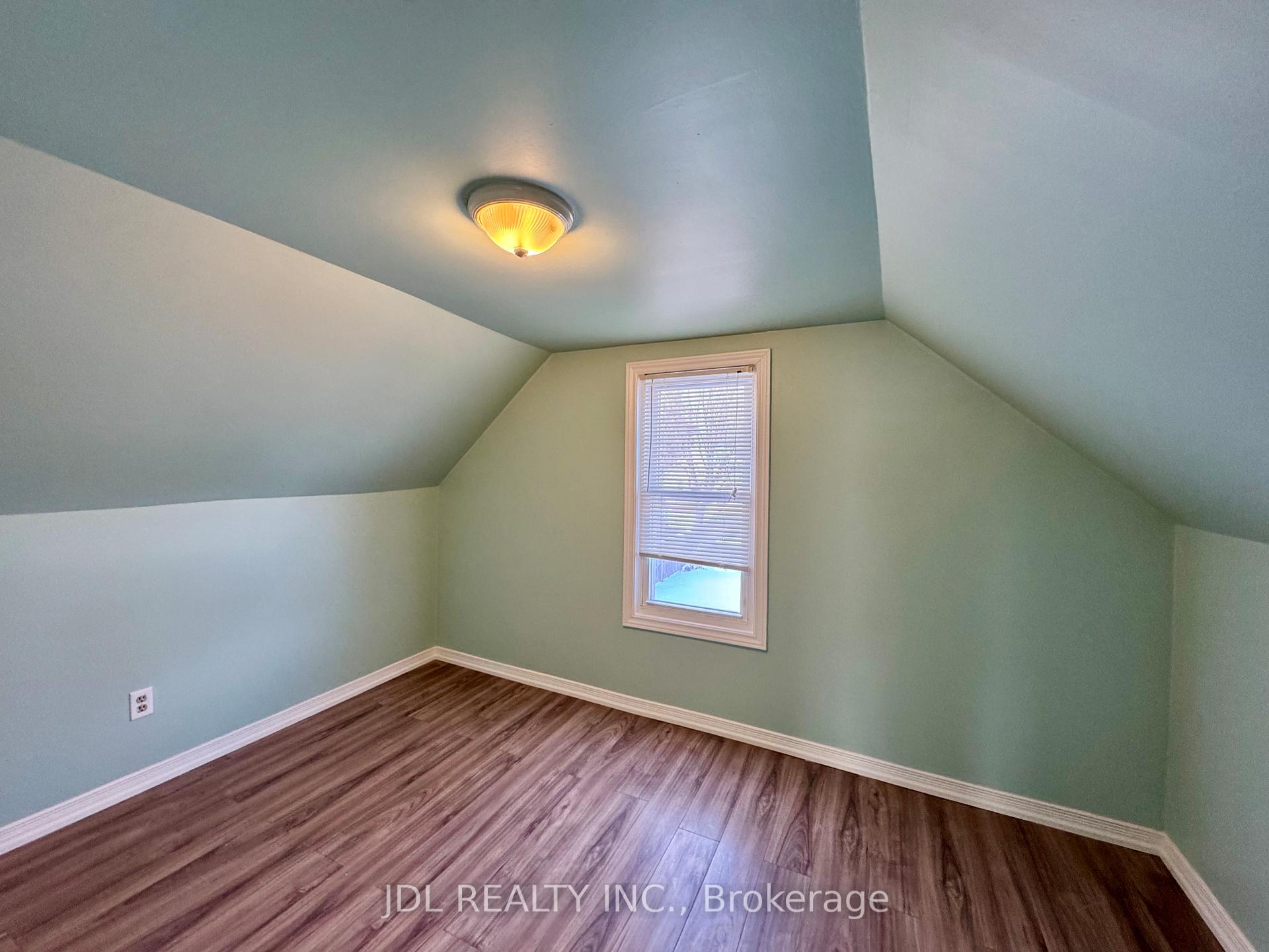 Photo 18 of 6269 Ash Street, Niagara Falls, Dorchester — HOMEH