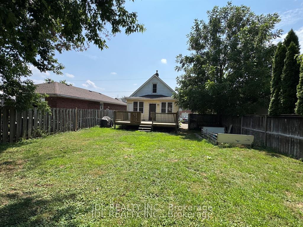 Photo 23 of 6269 Ash Street, Niagara Falls, Dorchester — HOMEH
