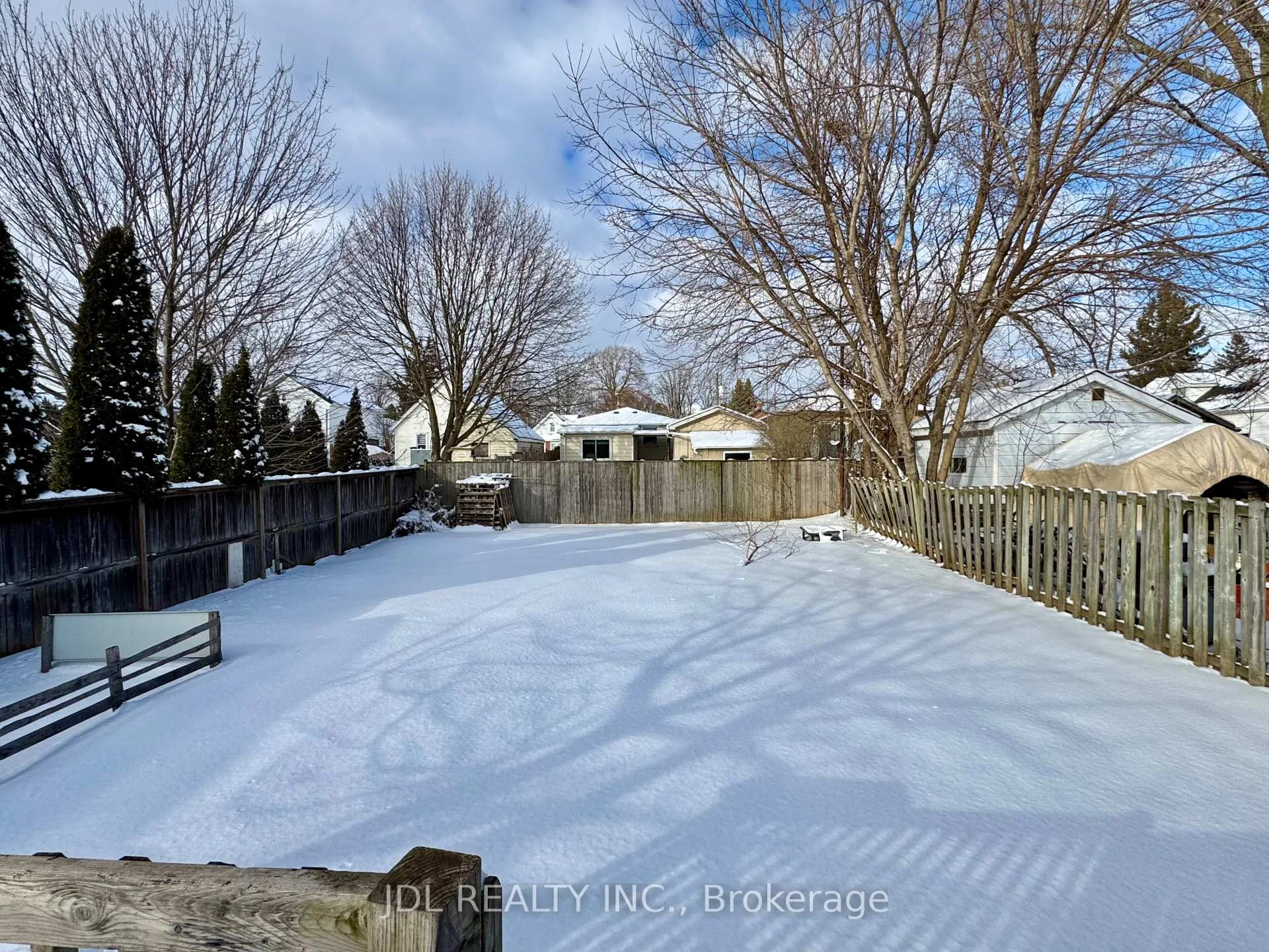 Photo 21 of 6269 Ash Street, Niagara Falls, Dorchester — HOMEH