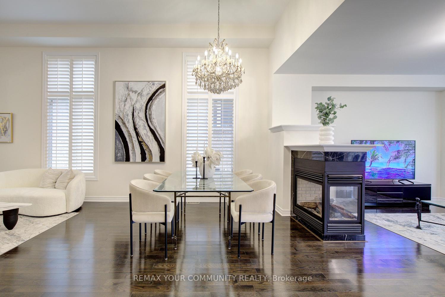 Photo 8 of 79 Chayna Crescent, Vaughan, Patterson — HOMEH