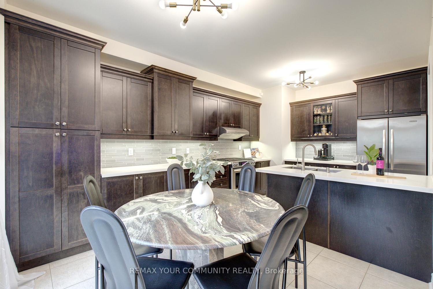 Photo 31 of 79 Chayna Crescent, Vaughan, Patterson — HOMEH