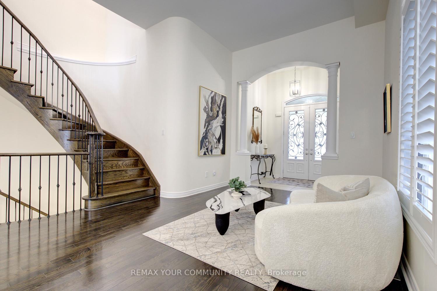 Photo 35 of 79 Chayna Crescent, Vaughan, Patterson — HOMEH