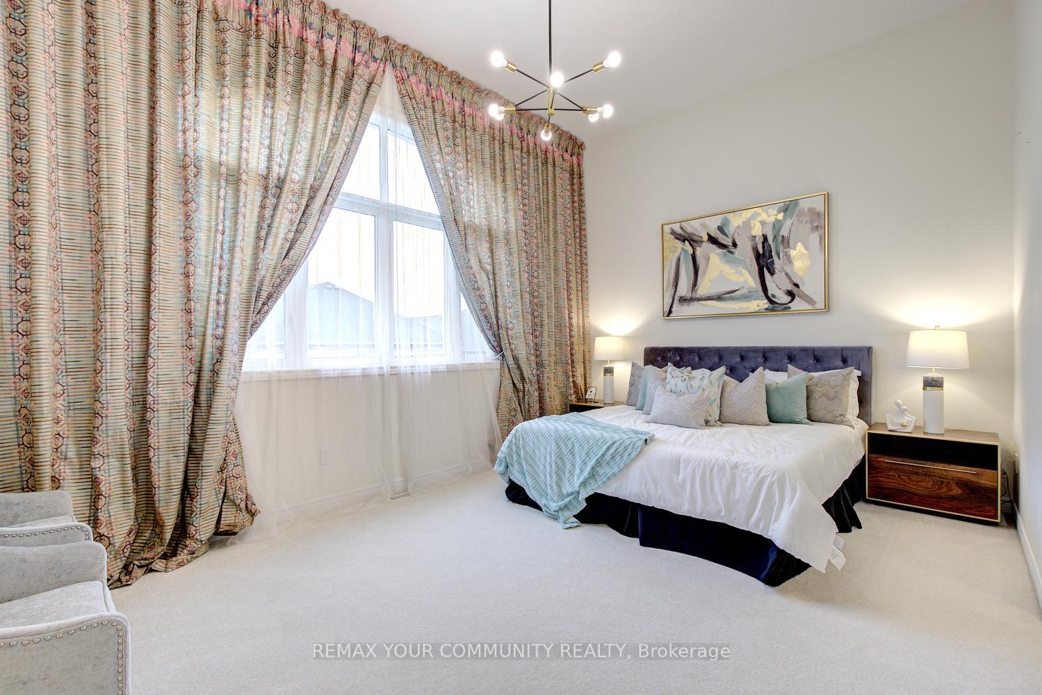 Photo 37 of 79 Chayna Crescent, Vaughan, Patterson — HOMEH