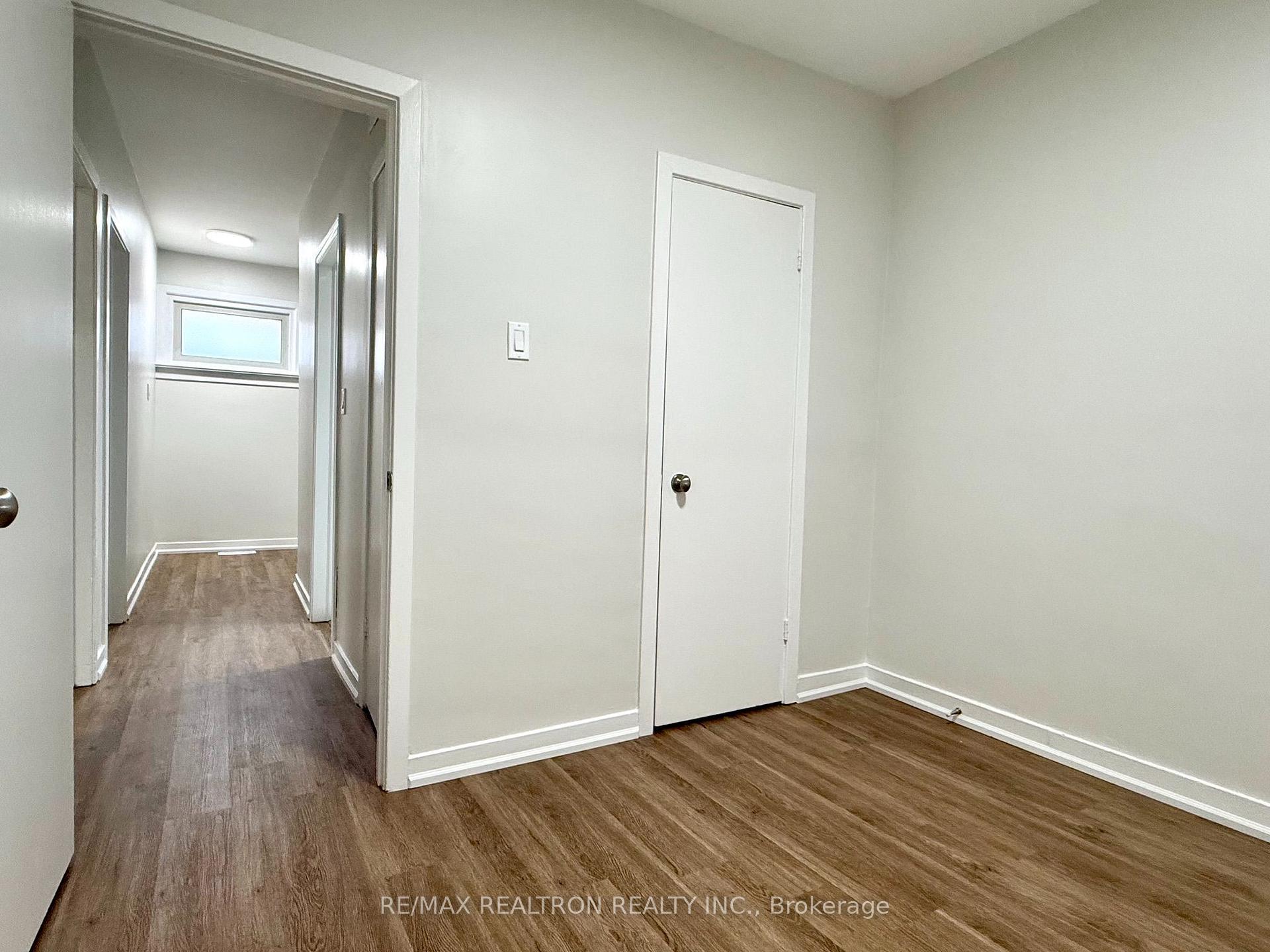 Photo 15 of 447 Glengrove Avenue W, Toronto, Bedford Park-Nortown — HOMEH