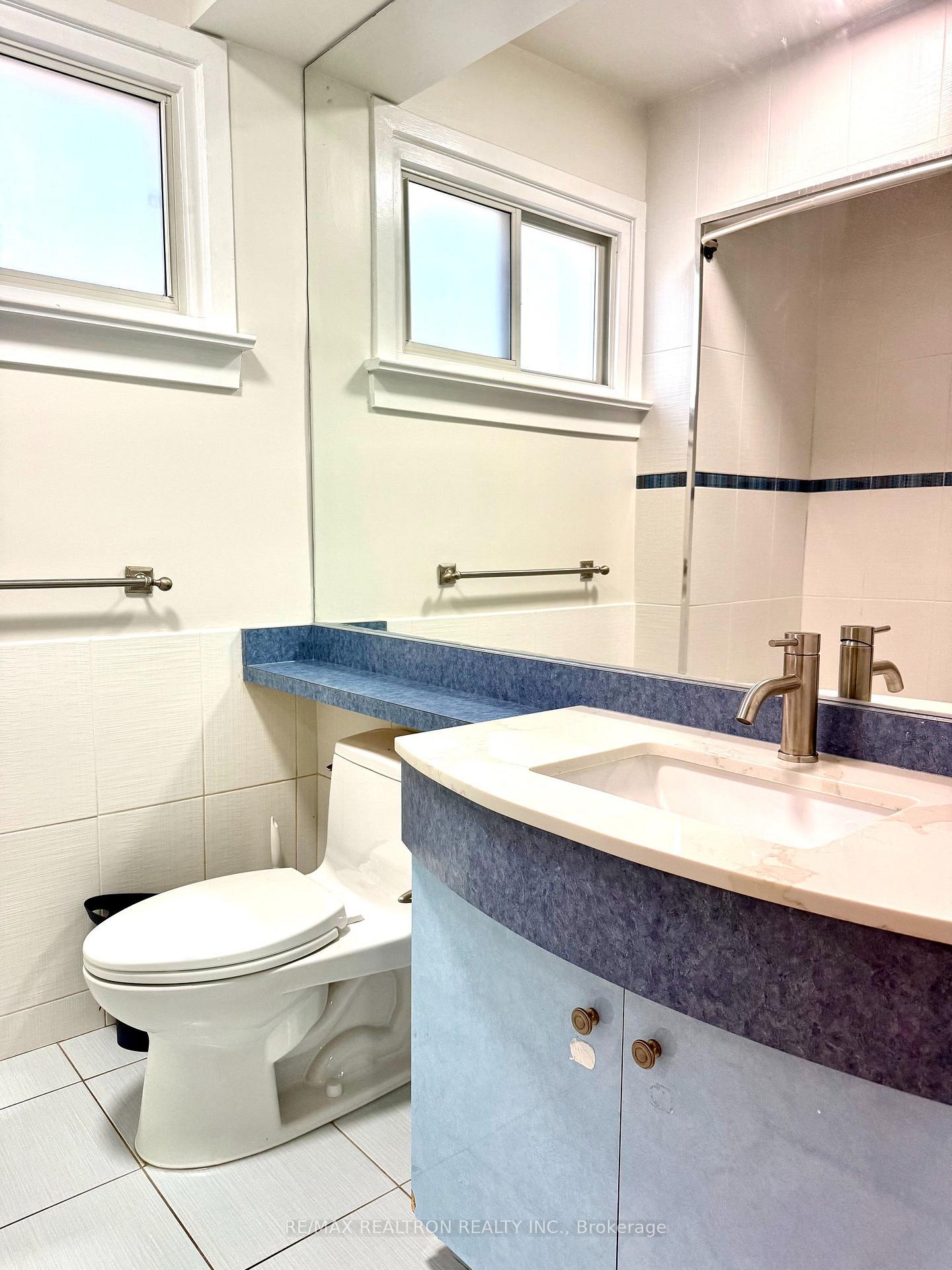 Photo 20 of 447 Glengrove Avenue W, Toronto, Bedford Park-Nortown — HOMEH
