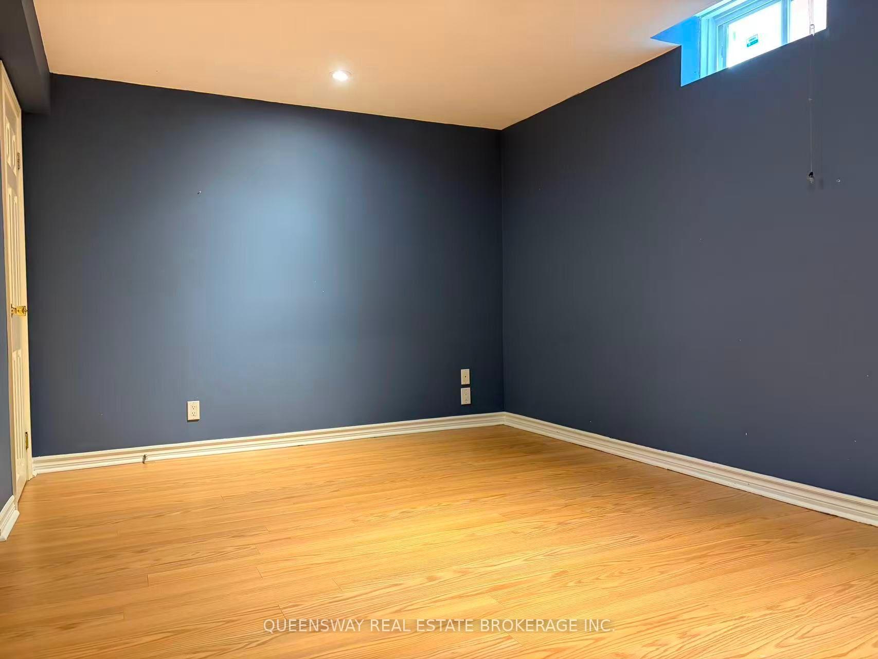 Photo 3 of Unit BSMT, 1429 Wakehurst Crescent, Oakville, Clearview — HOMEH