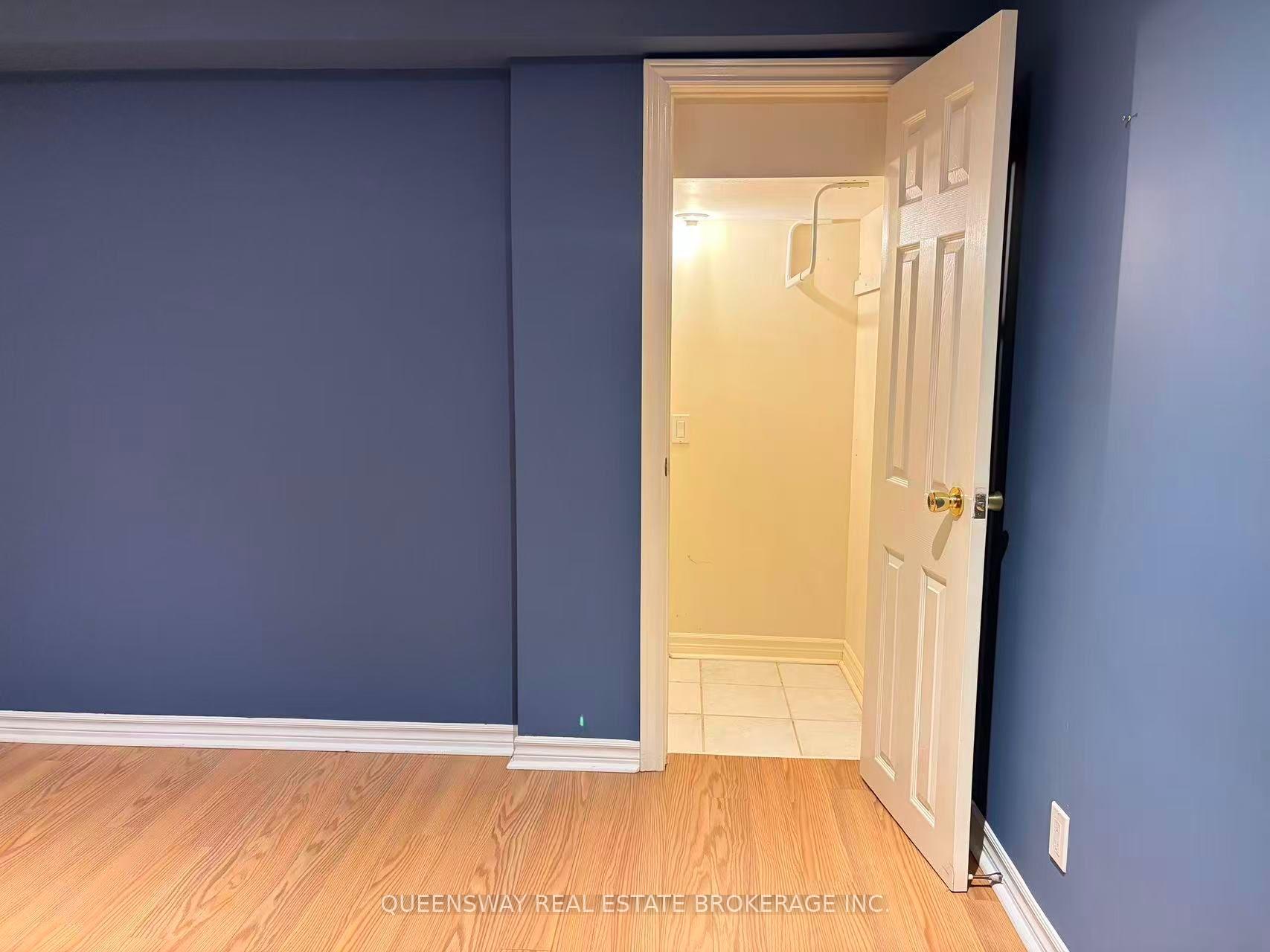 Photo 4 of Unit BSMT, 1429 Wakehurst Crescent, Oakville, Clearview — HOMEH