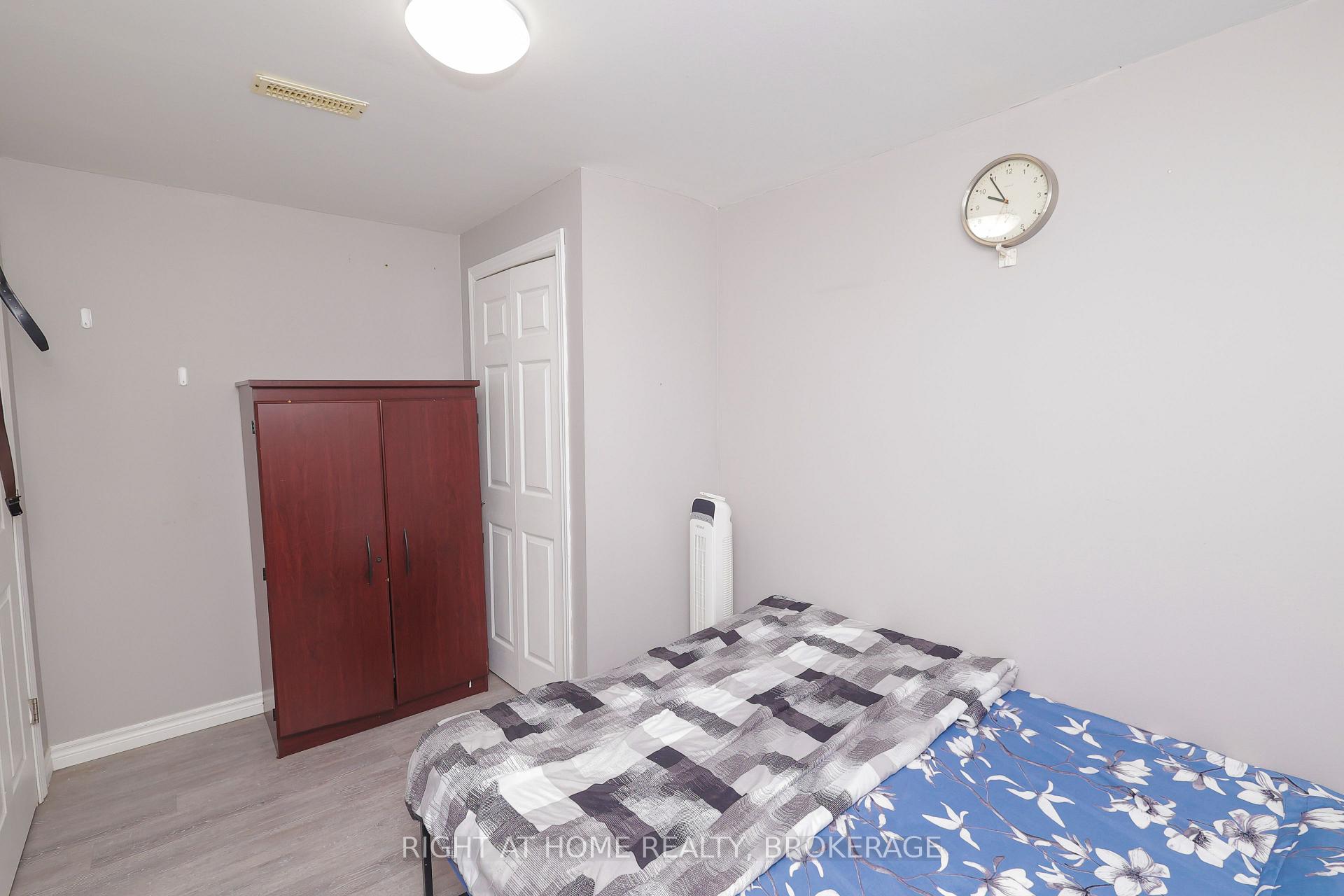Photo 20 of 7698 Mulhern Street, Niagara Falls, Ascot — HOMEH