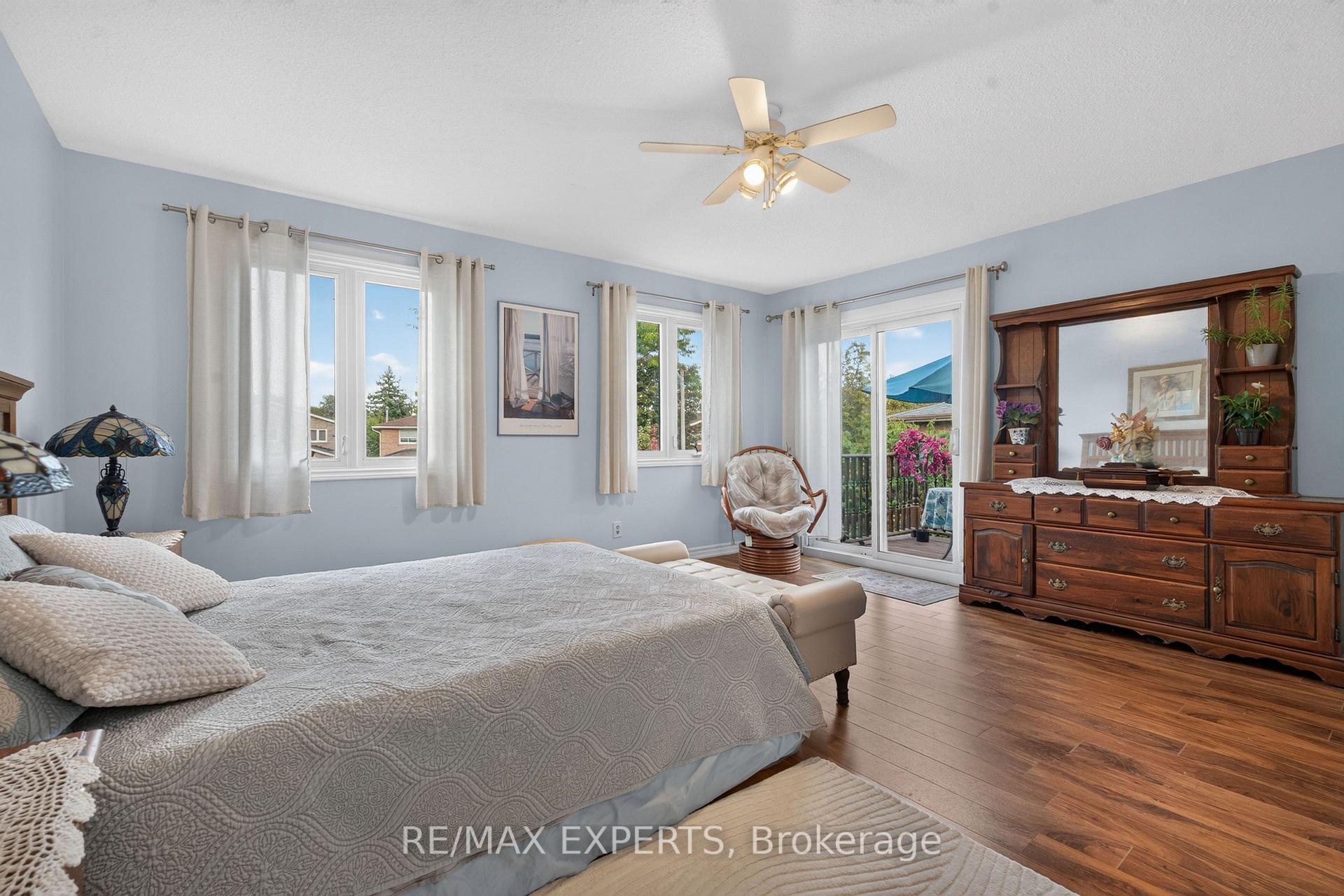 Photo 23 of 155 Stephen Street, Richmond Hill, North Richvale — HOMEH