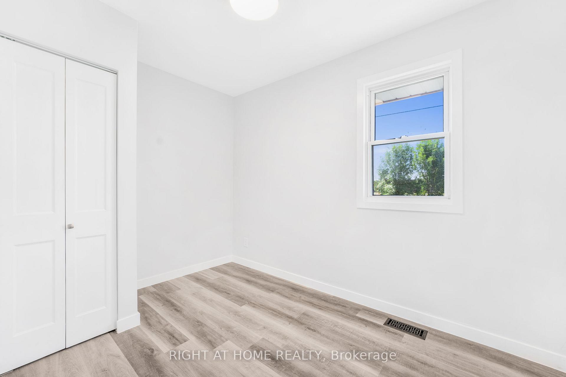 Photo 11 of 81 Afton Avenue, Welland, Lincoln/Crowland — HOMEH