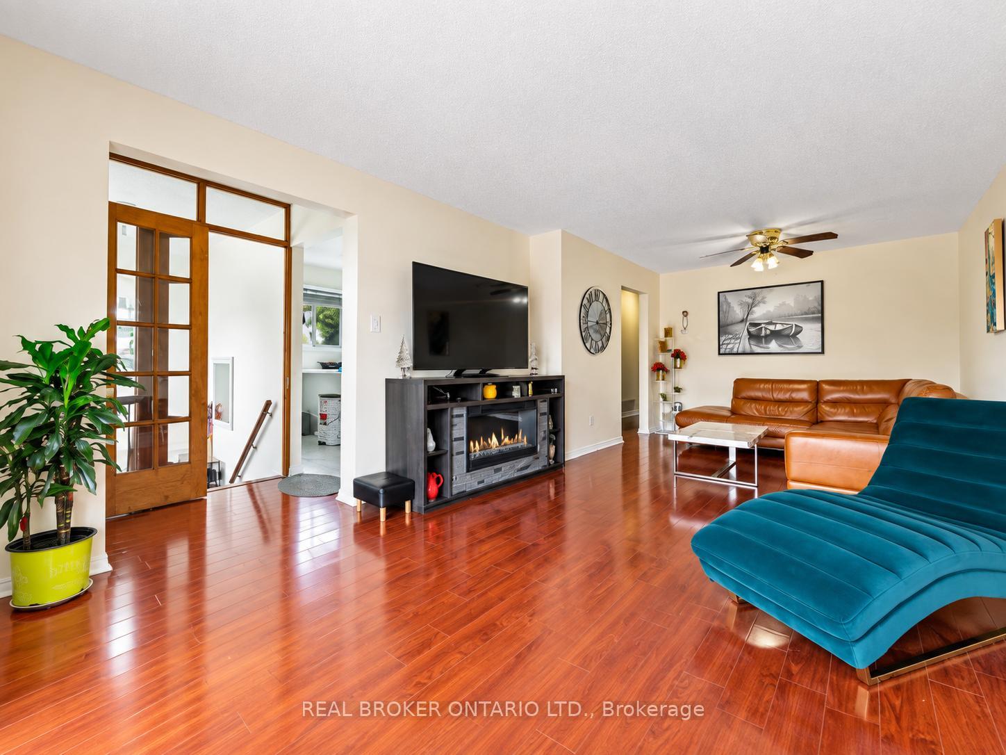 Photo 4 of 54 Millhouse Crescent, Scarborough, Rouge — HOMEH