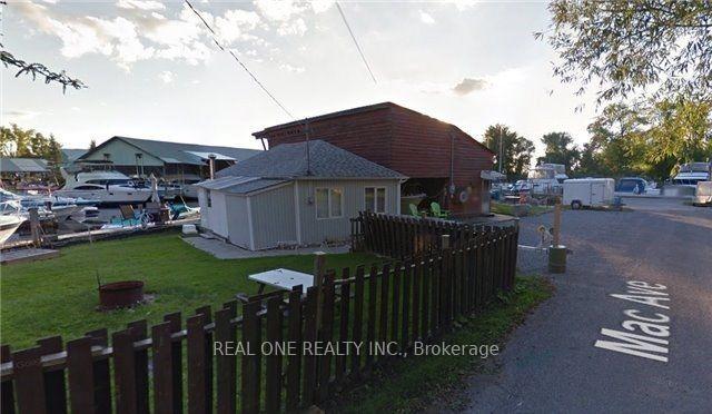 Photo 3 of 11 Mac Avenue, Georgina, Keswick South — HOMEH