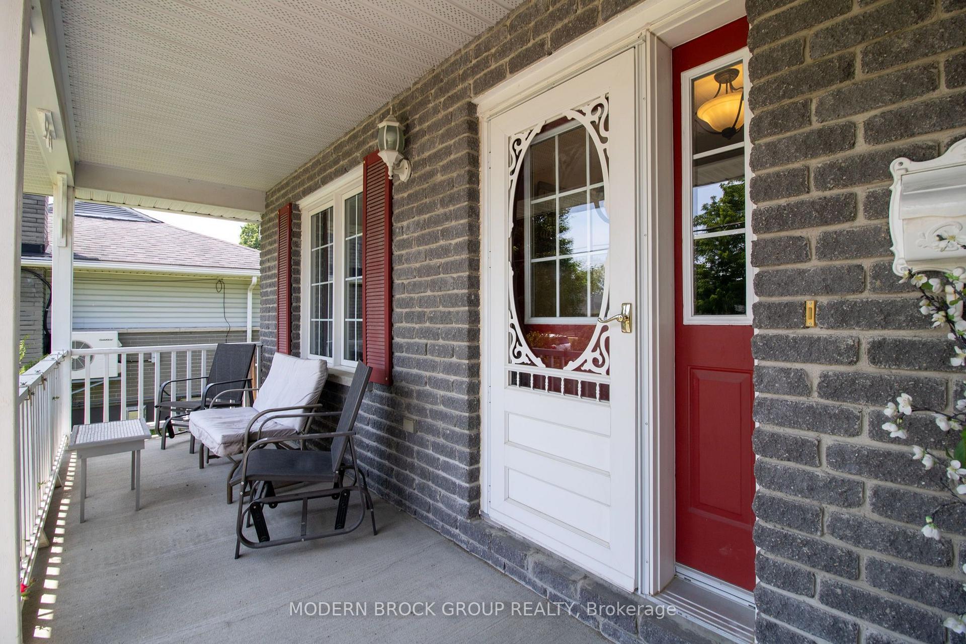 Photo 7 of 36 Hillcrest Drive, Brockville, Brockville — HOMEH