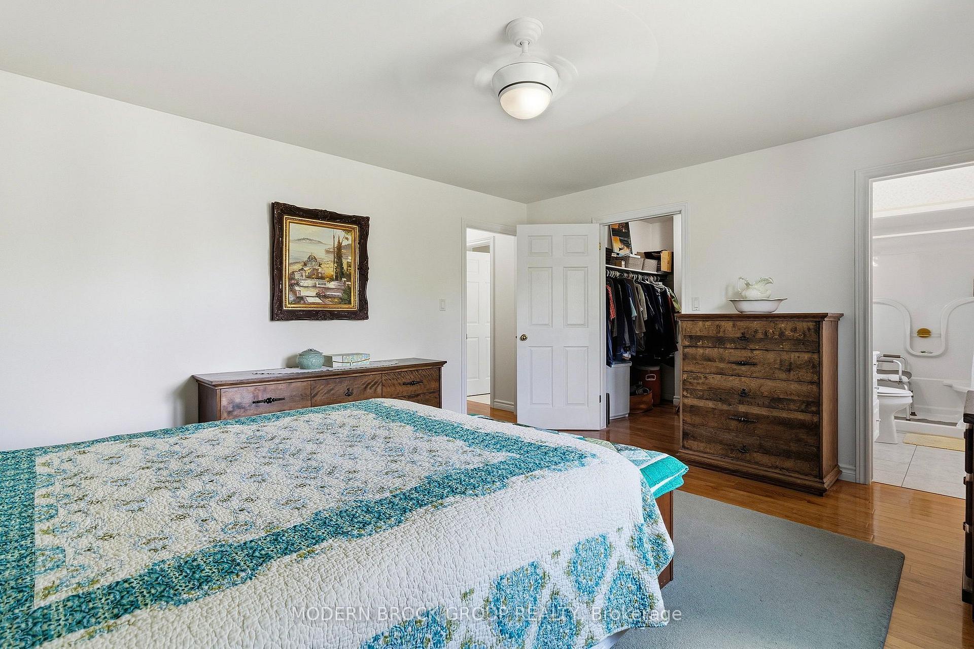 Photo 24 of 36 Hillcrest Drive, Brockville, Brockville — HOMEH