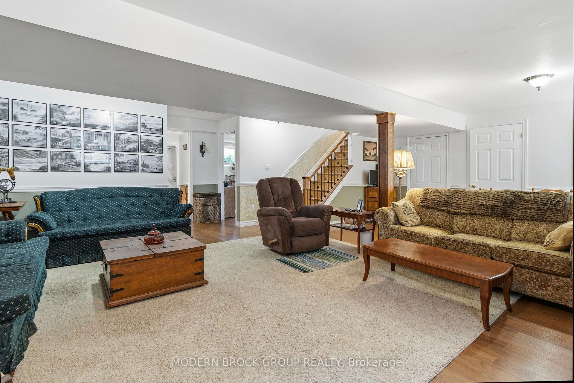 Photo 34 of 36 Hillcrest Drive, Brockville, Brockville — HOMEH