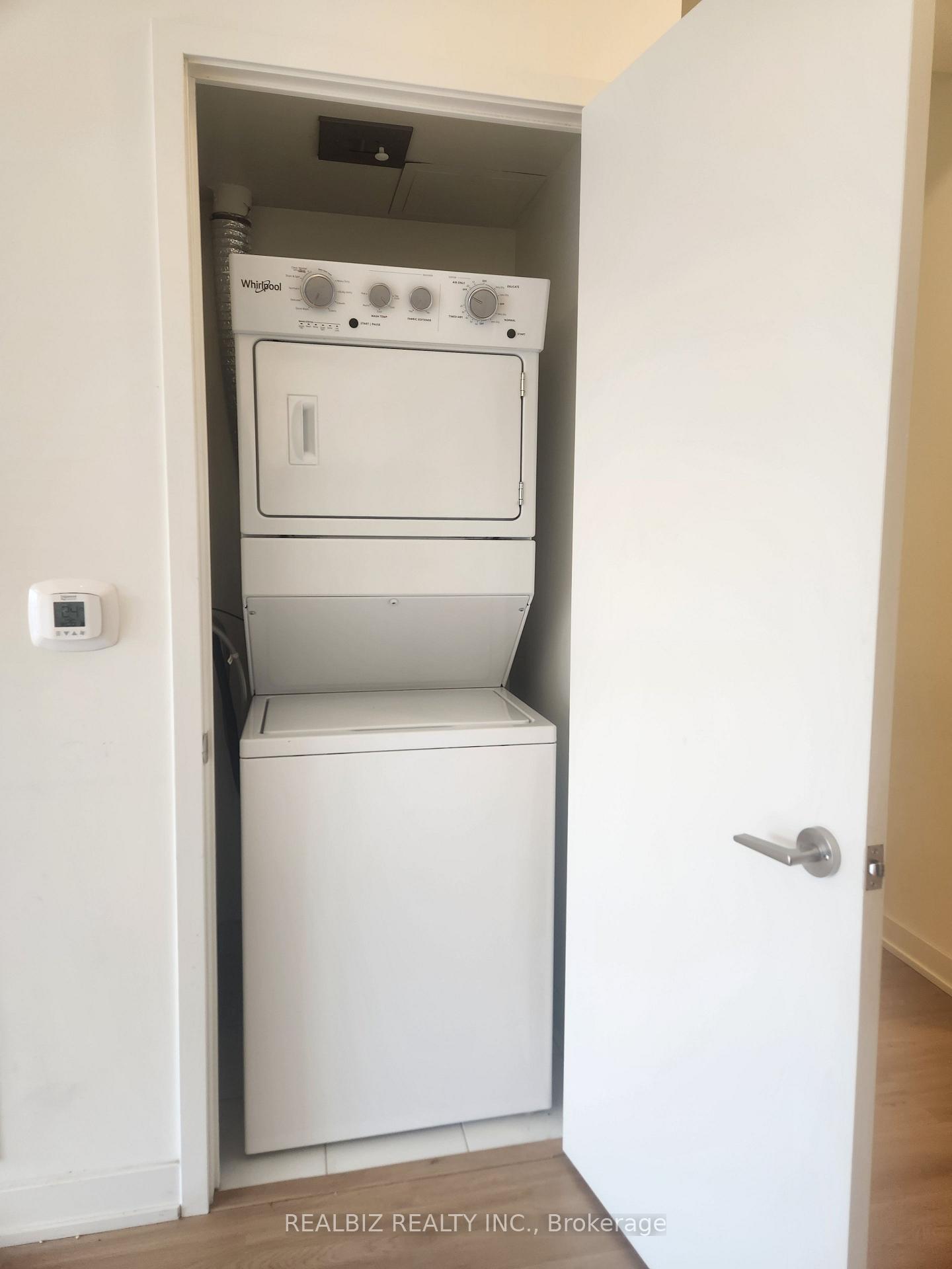 Photo 14 of Unit 705, 10 Deerlick Court, North York, Parkwoods-Donalda — HOMEH