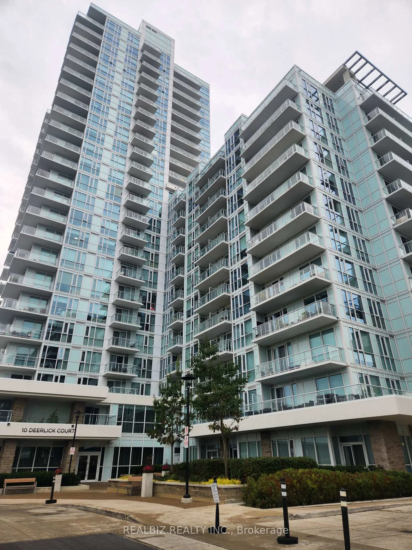 Photo 1 of Unit 705, 10 Deerlick Court, North York, Parkwoods-Donalda — HOMEH